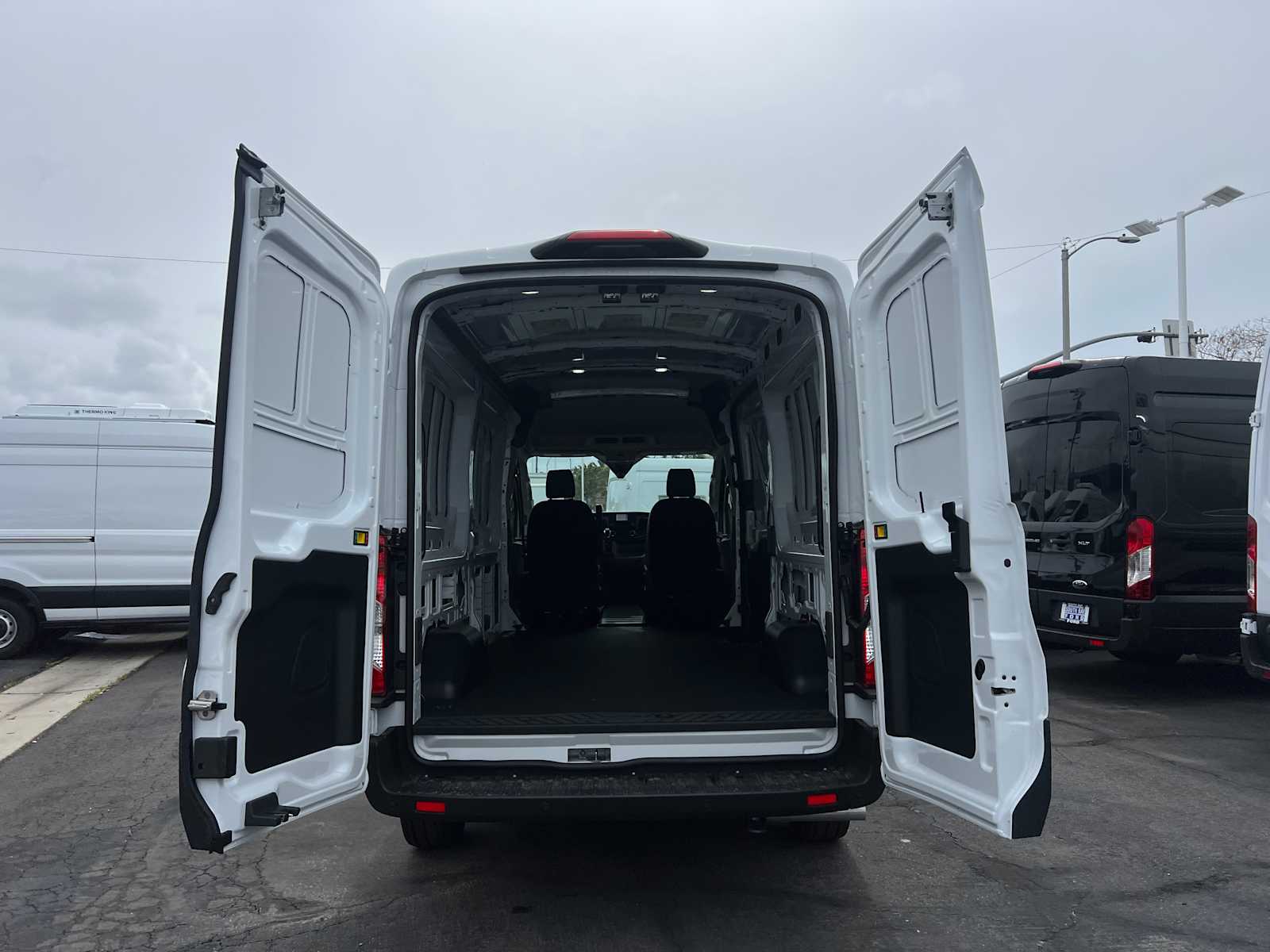 2024 Ford Transit 