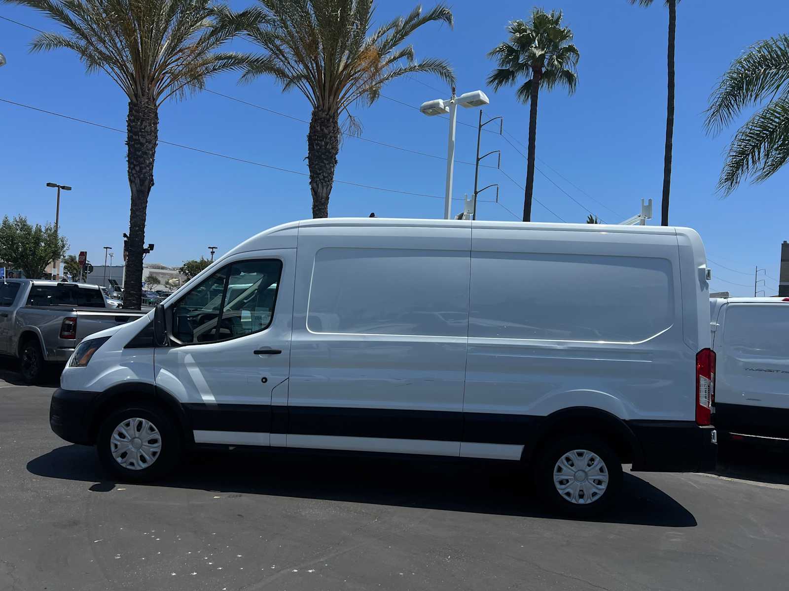 2021 Ford Transit 