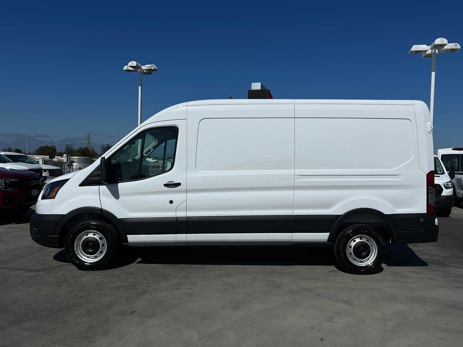 2025 Ford Transit 