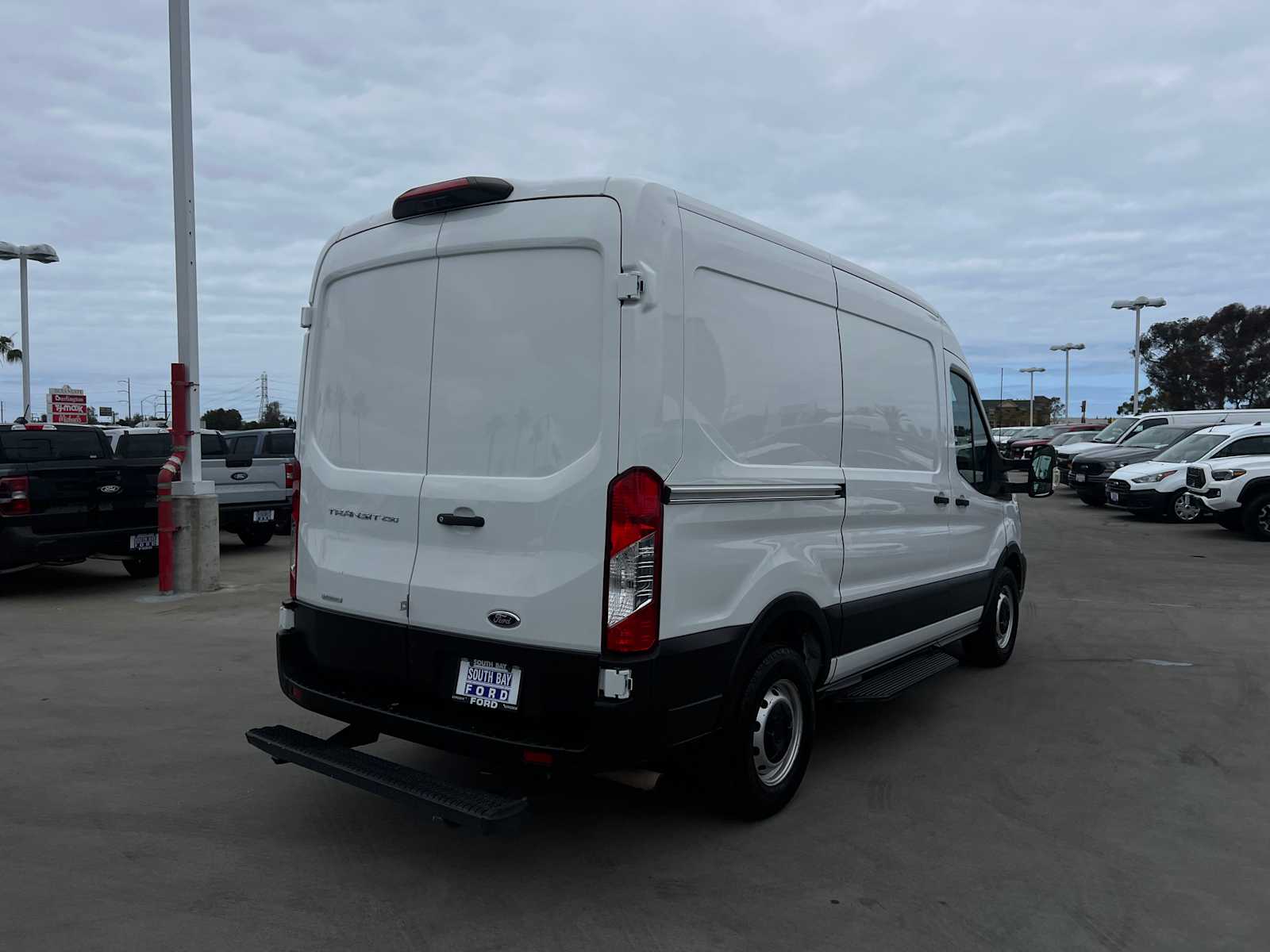 2020 Ford Transit 