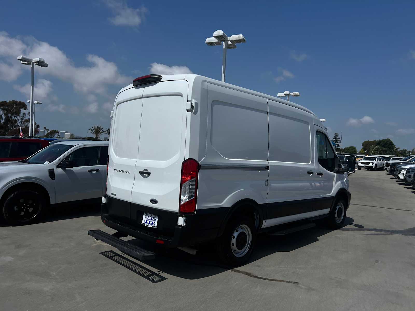 2022 Ford Transit 