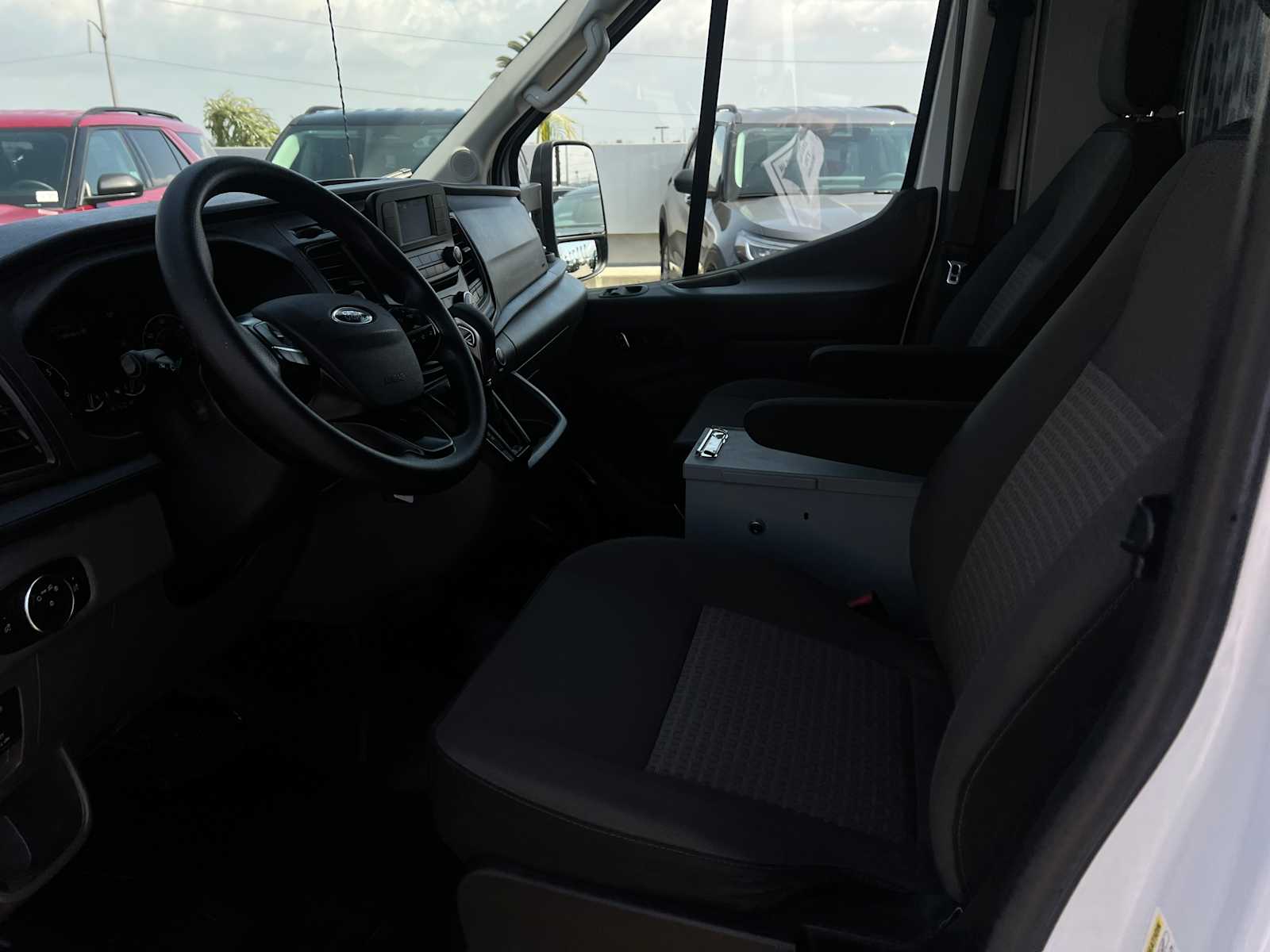 2022 Ford Transit 