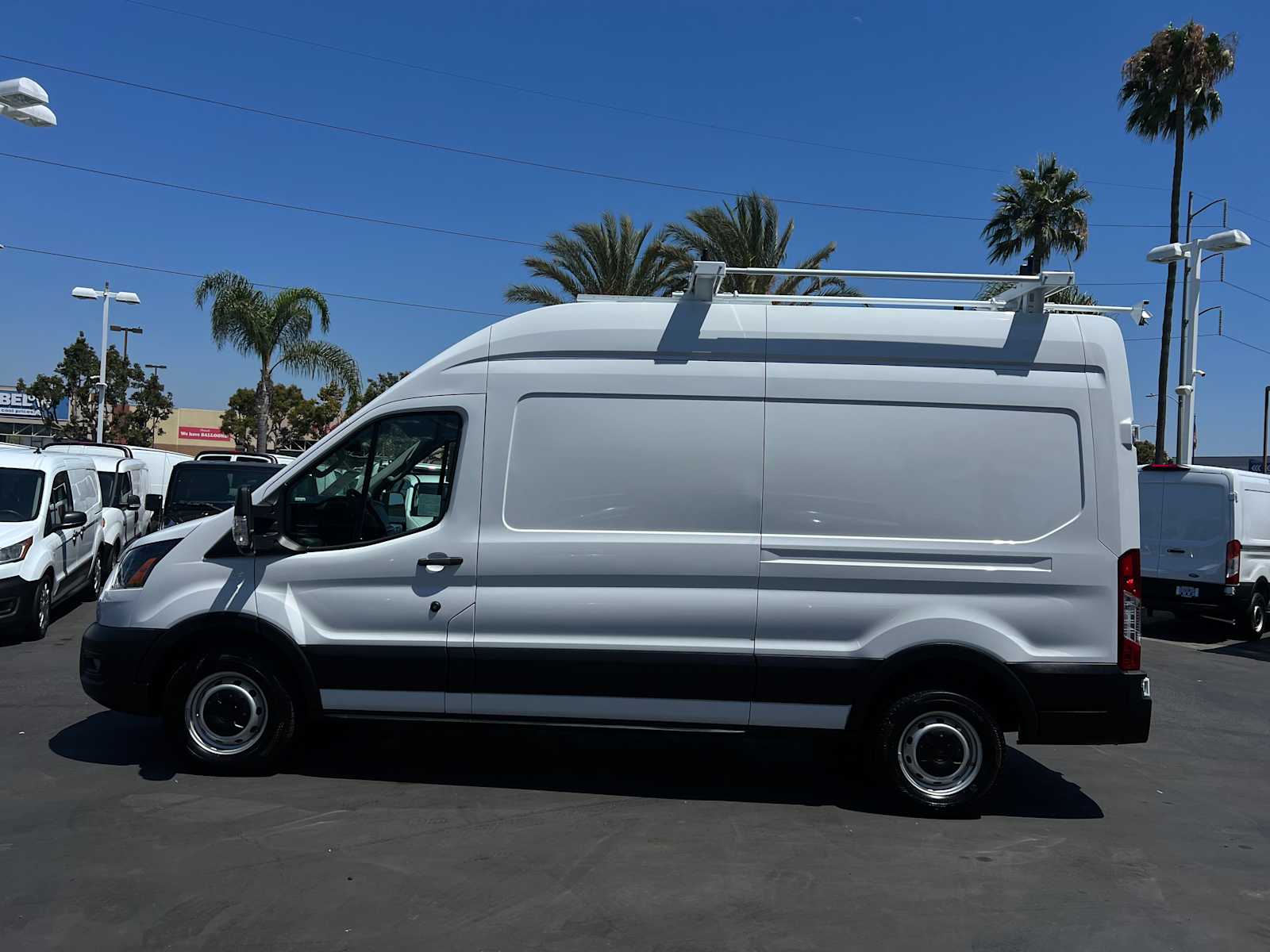 2023 Ford Transit 