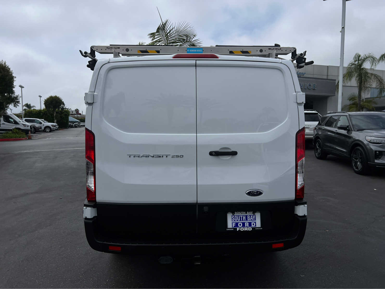 2021 Ford Transit 