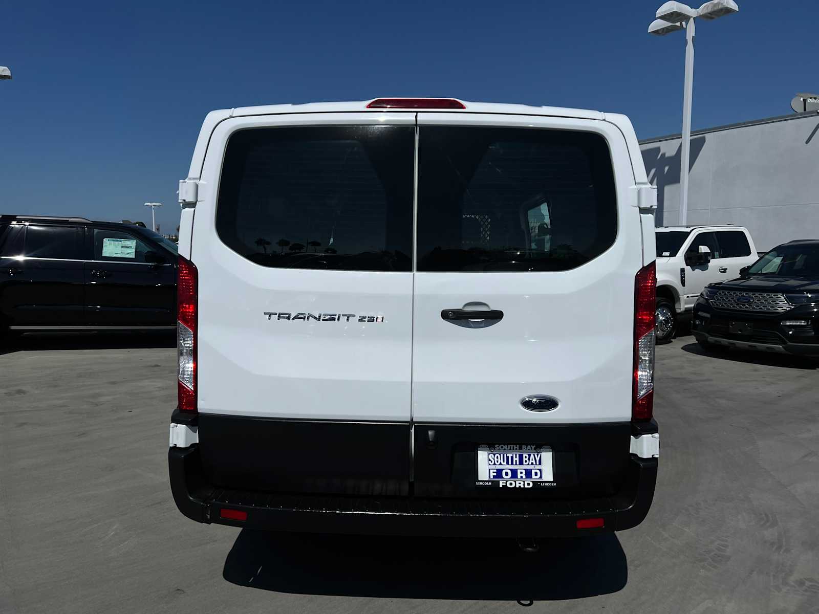 2022 Ford Transit 