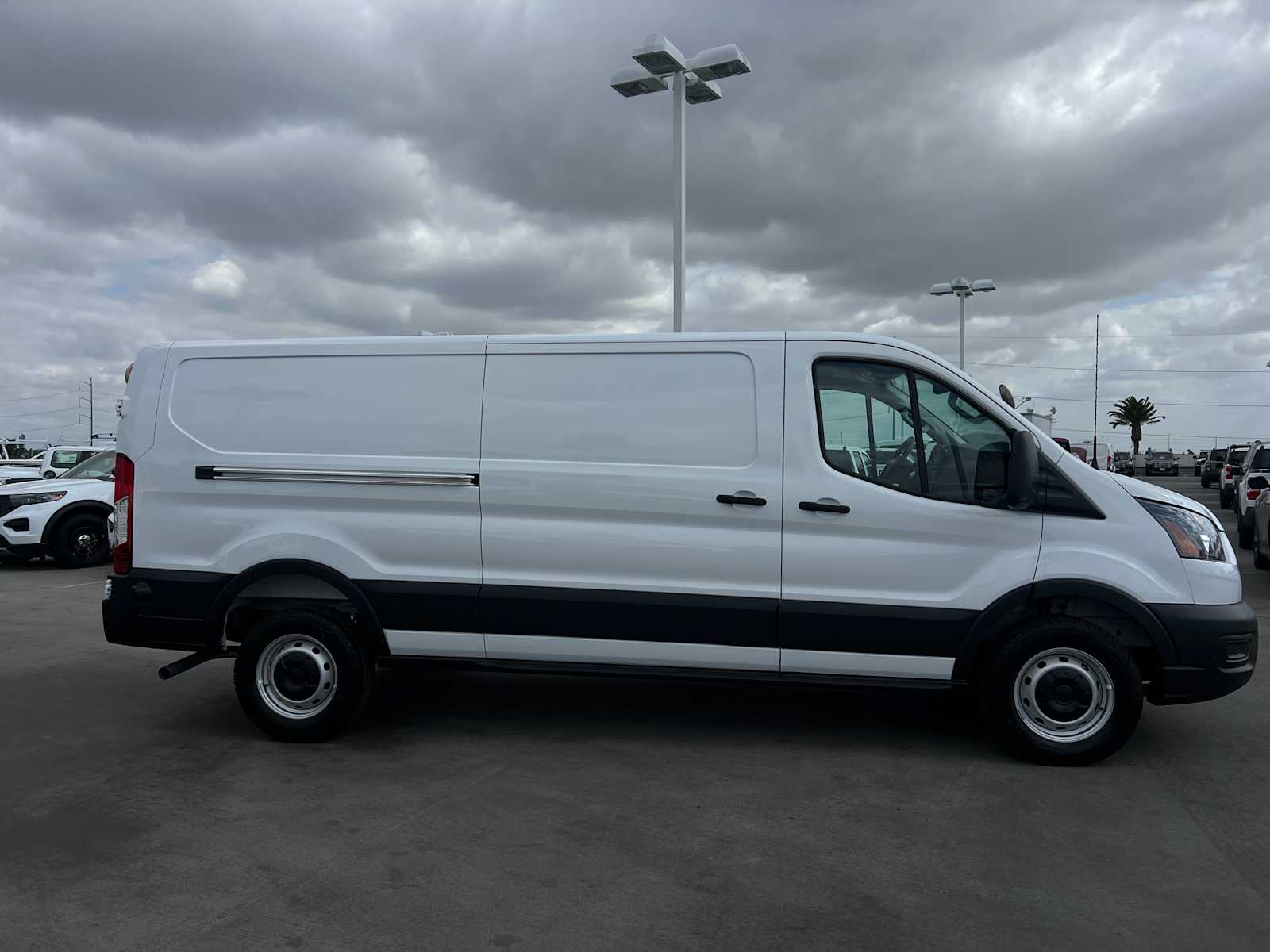 2025 Ford Transit 