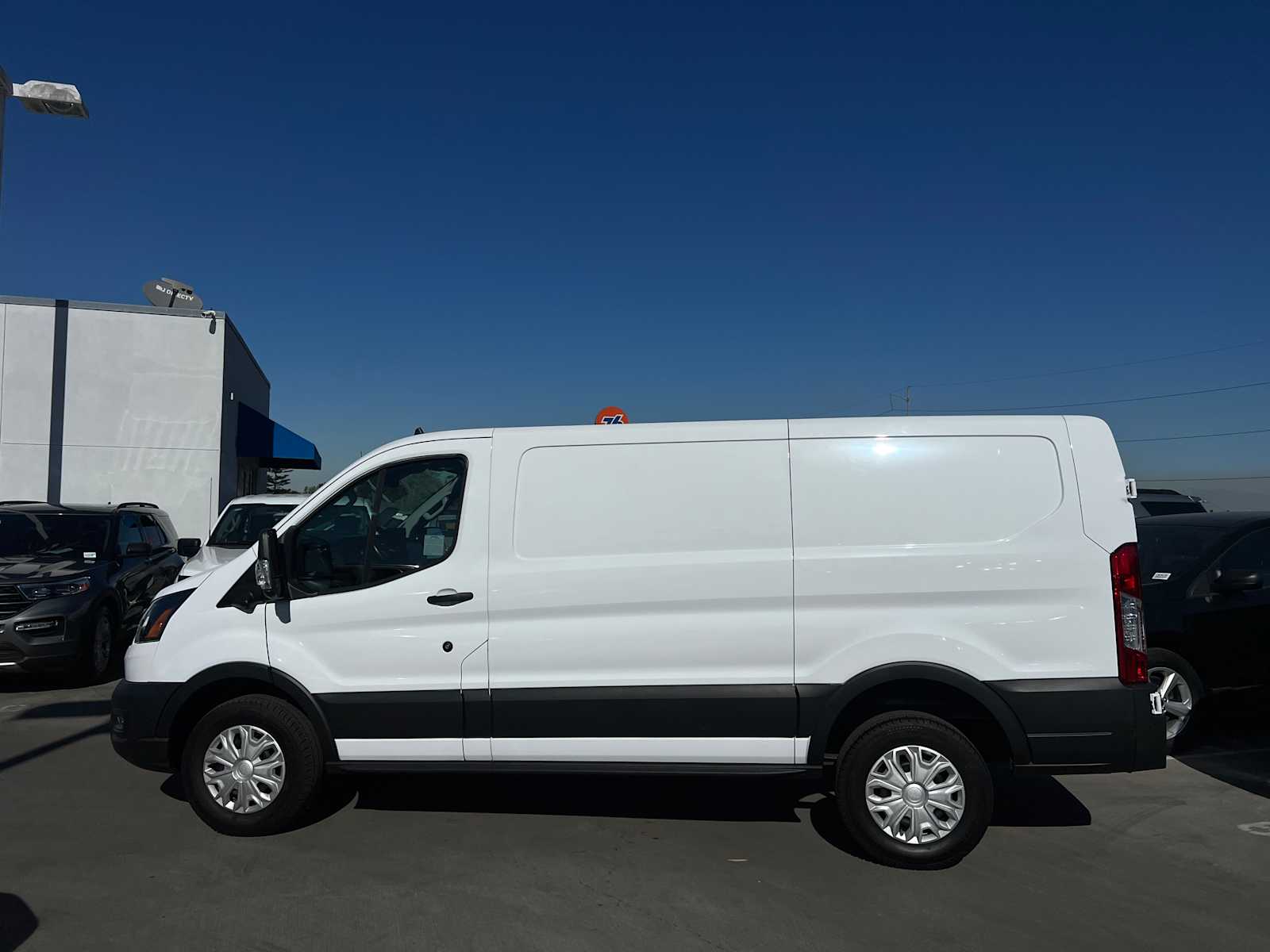 2024 Ford Transit 