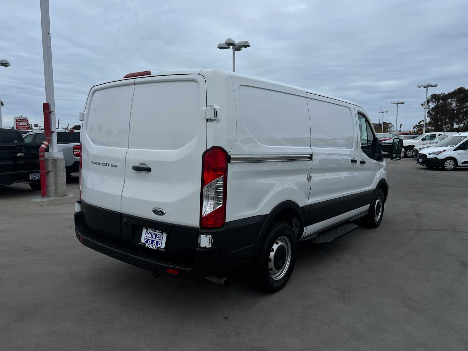 2020 Ford Transit 