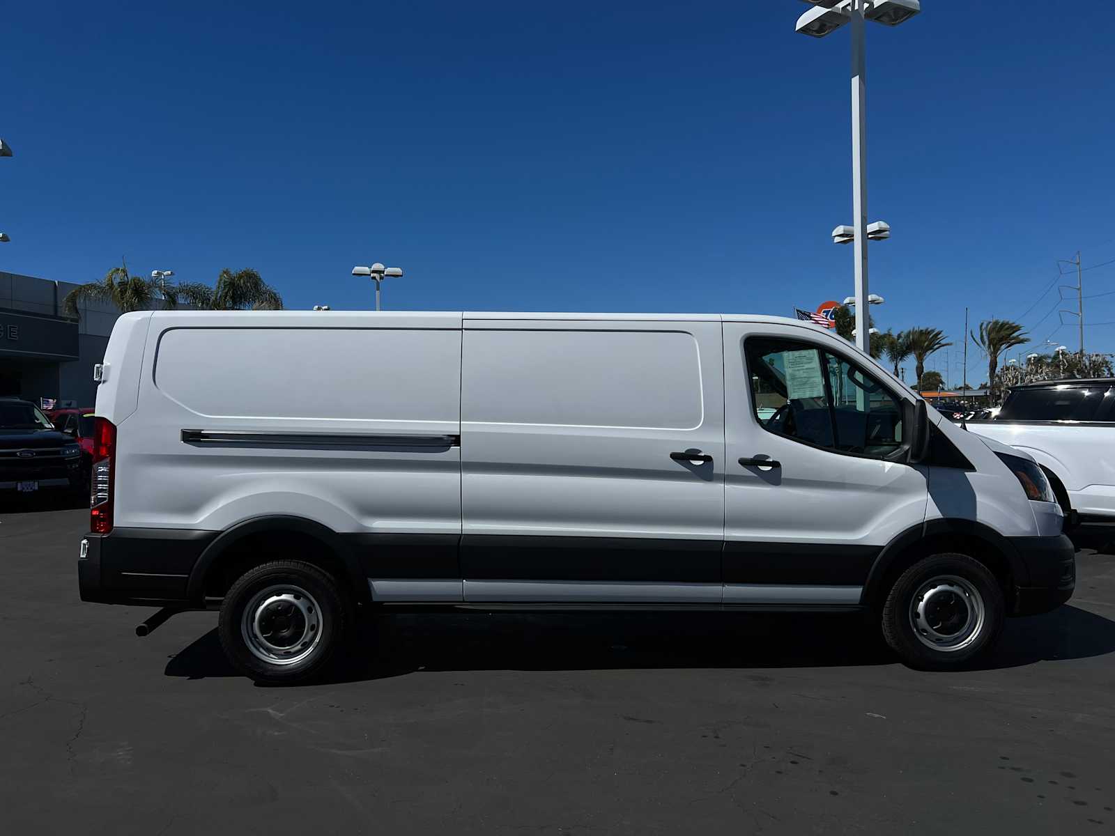 2023 Ford Transit 