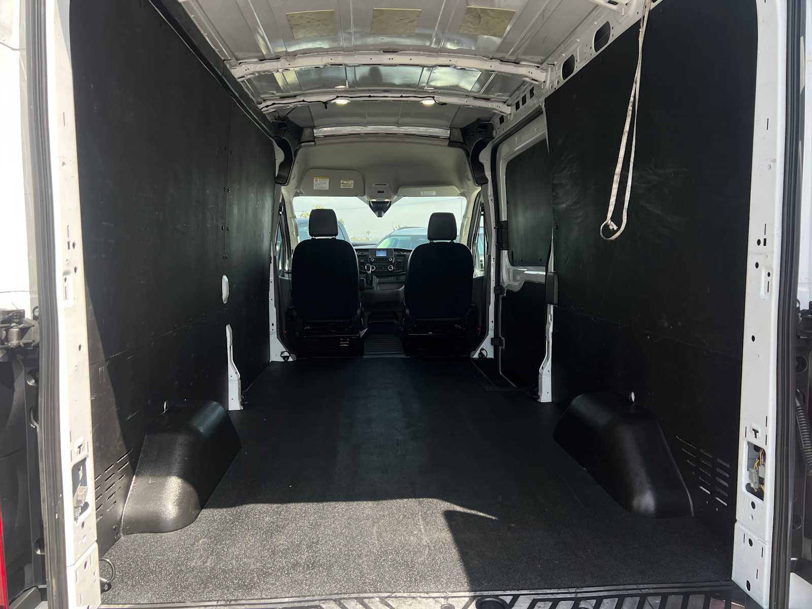2023 Ford Transit 
