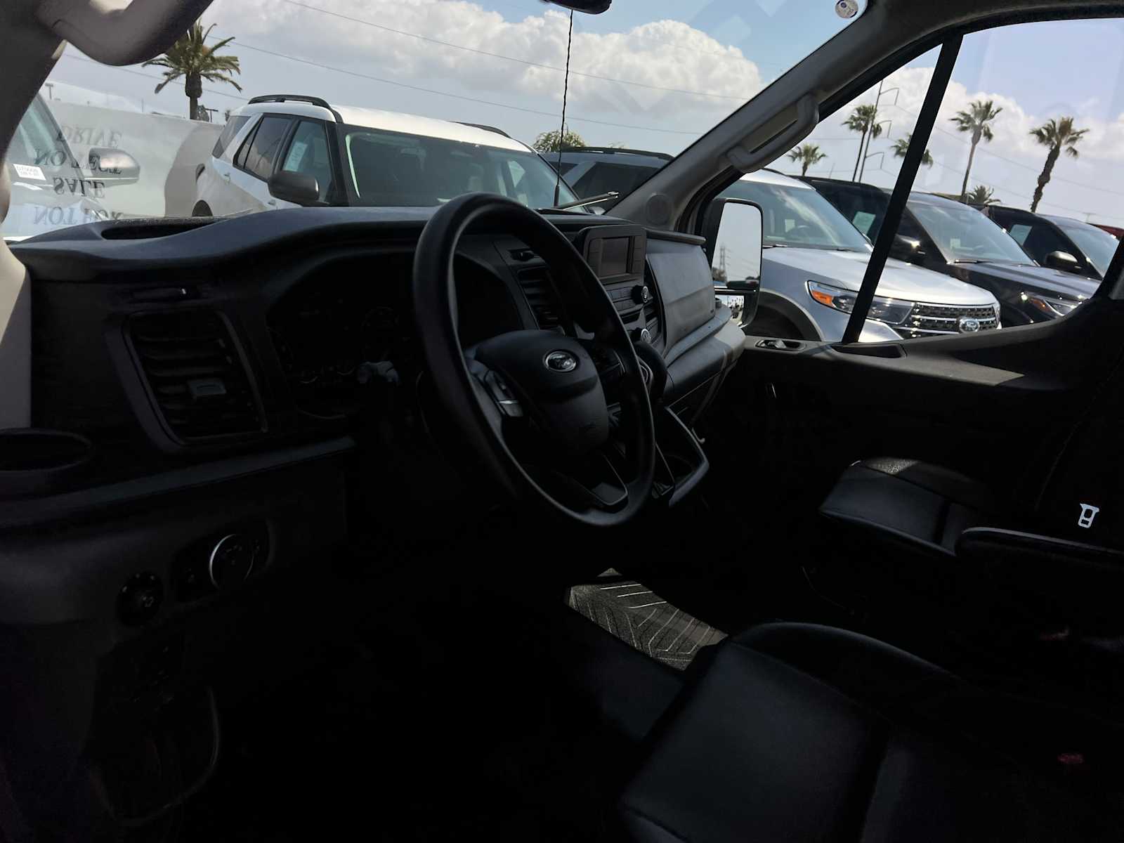 2023 Ford Transit 