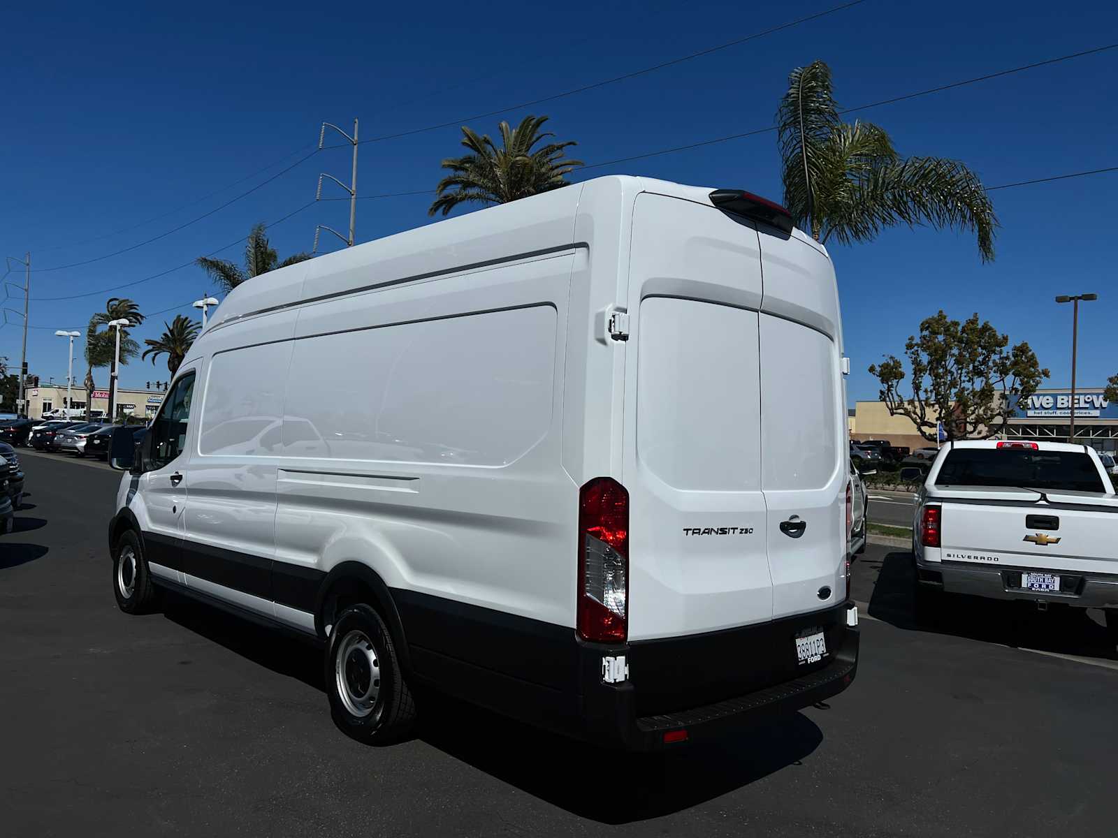 2023 Ford Transit 