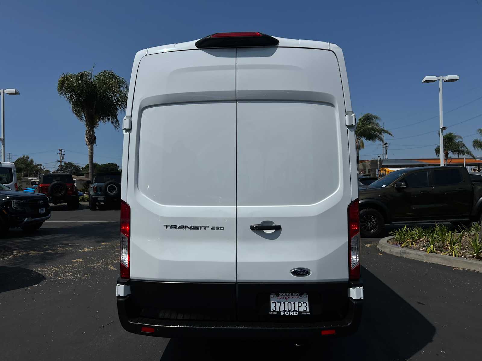 2023 Ford Transit T250