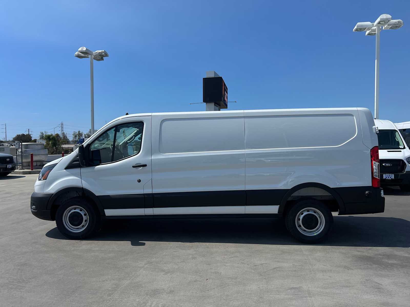 2025 Ford Transit 