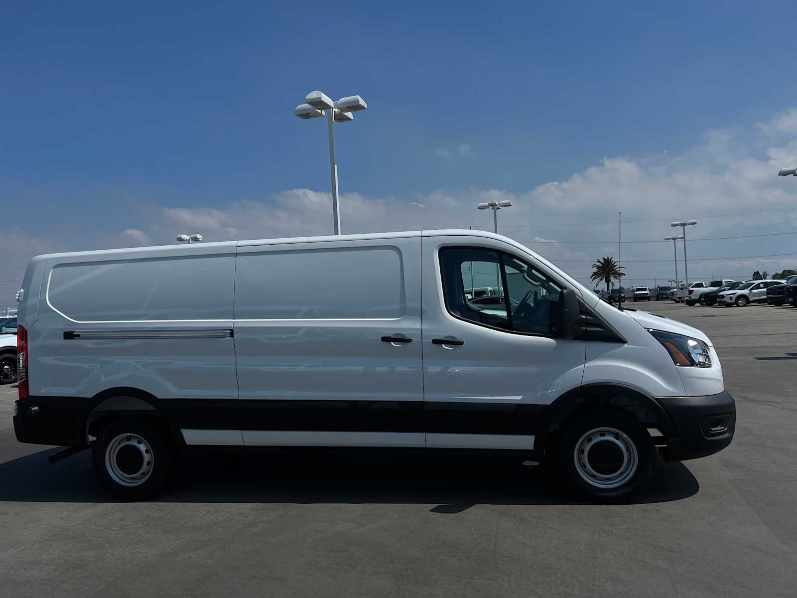2025 Ford Transit 