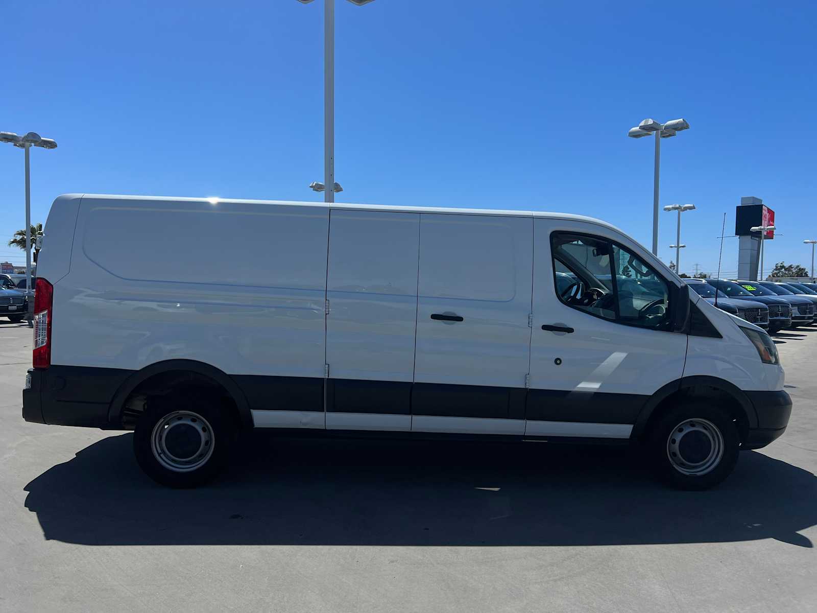 2017 Ford Transit 