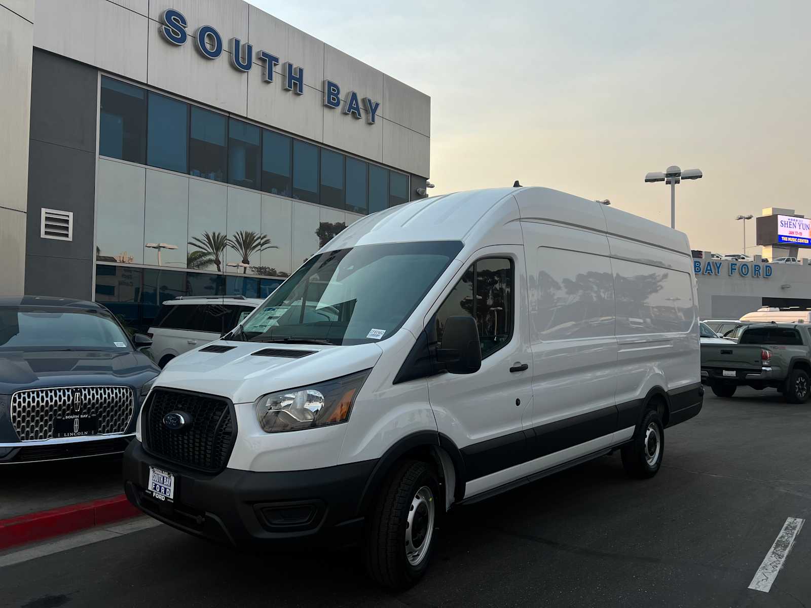 2024 Ford Transit 