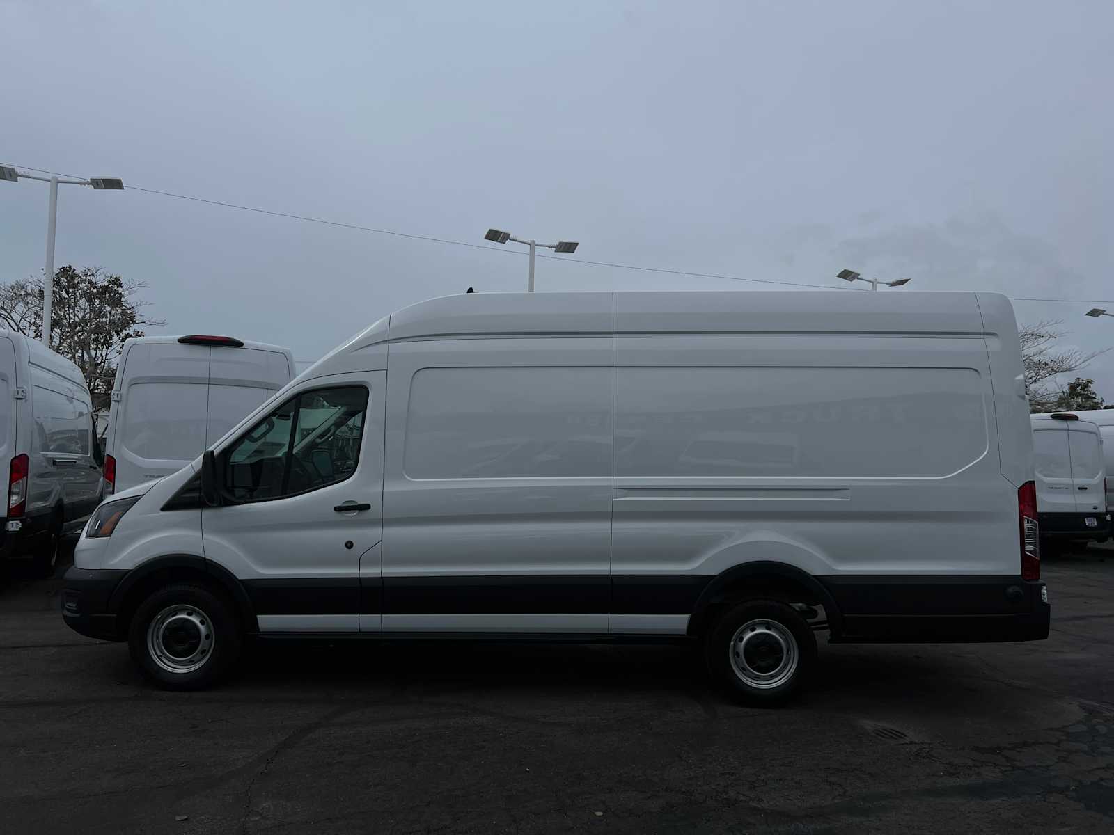 2024 Ford Transit 