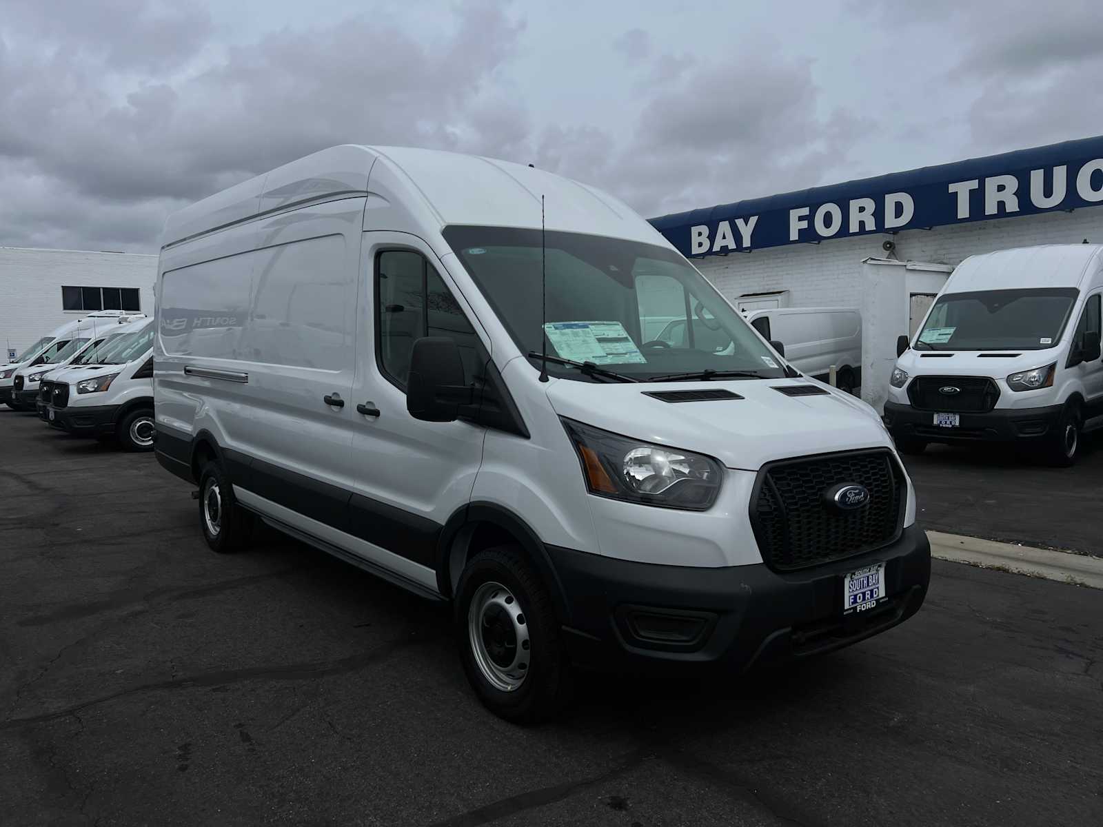 2024 Ford Transit 