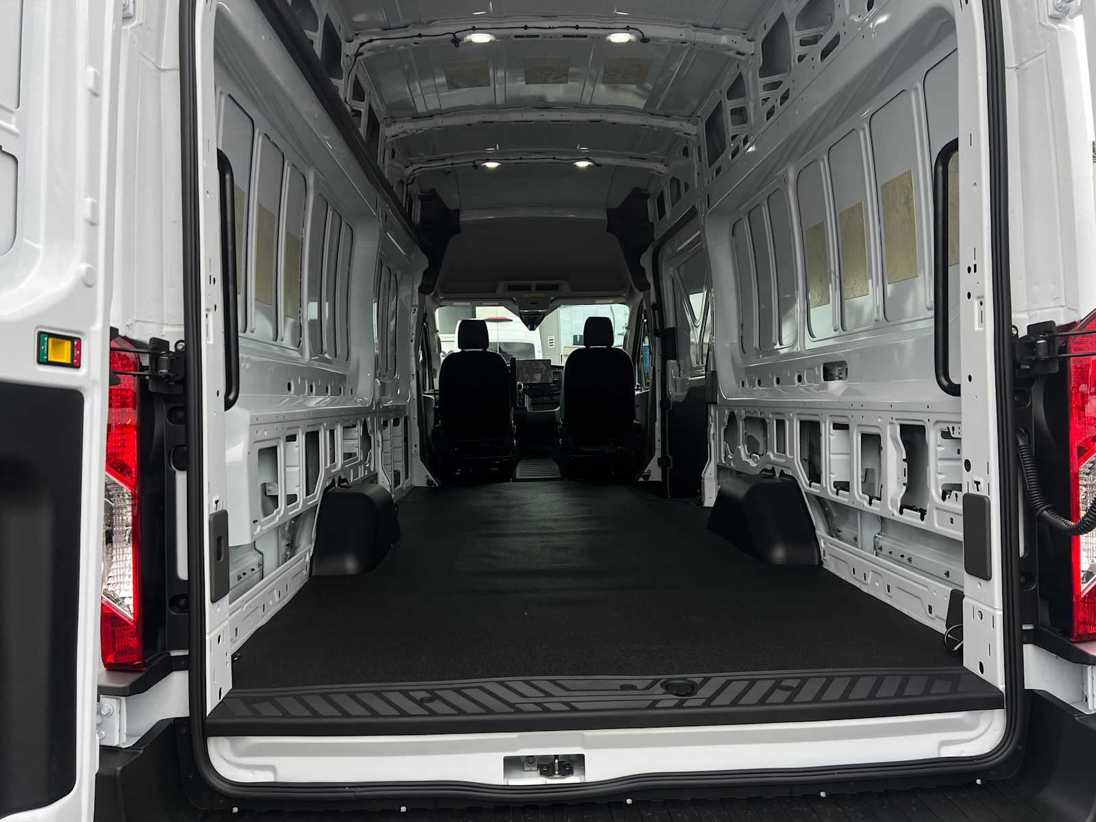 2025 Ford Transit 2025 Ford Transit