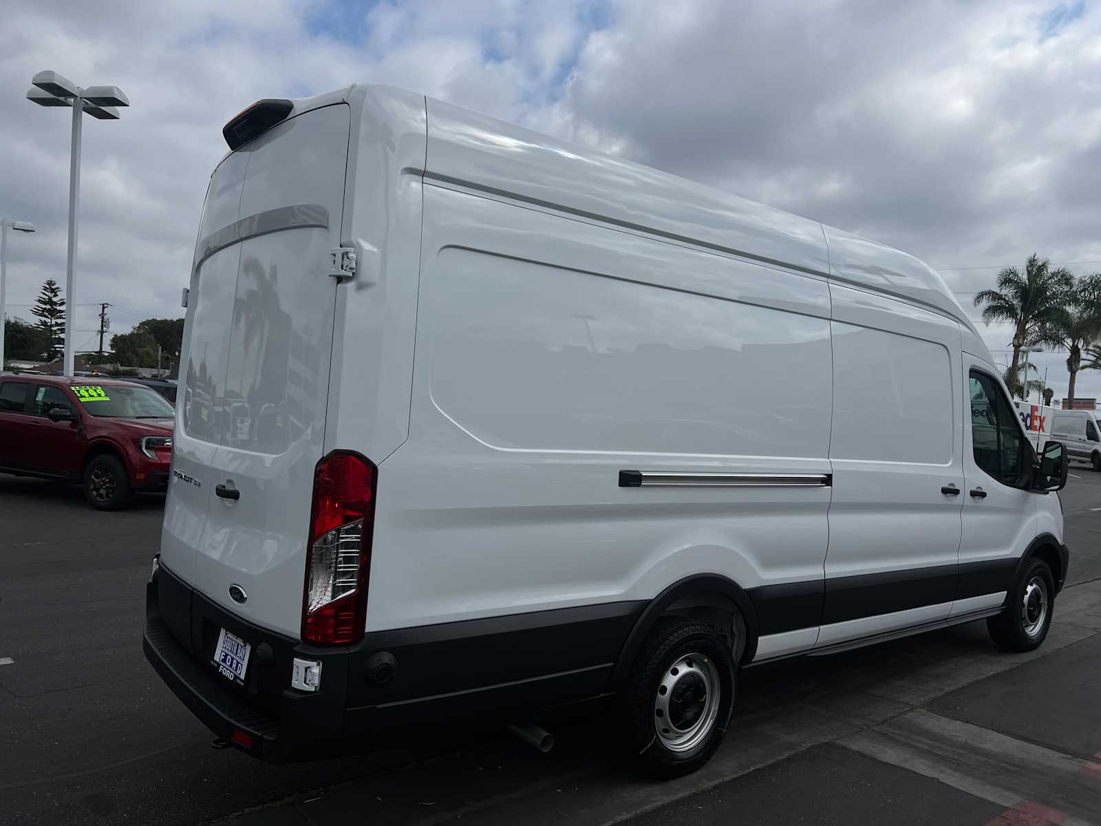 2025 Ford Transit 
