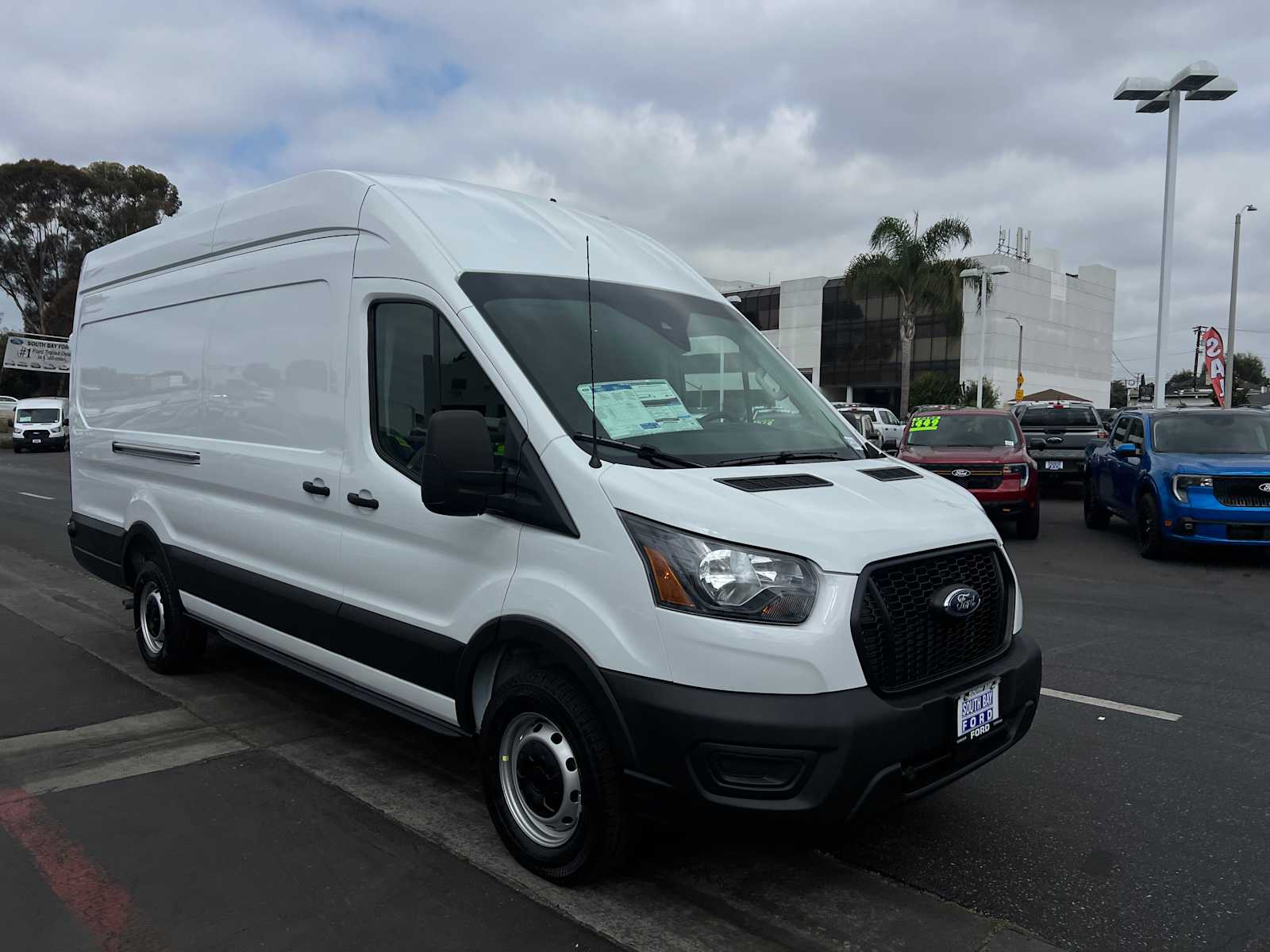 2025 Ford Transit 