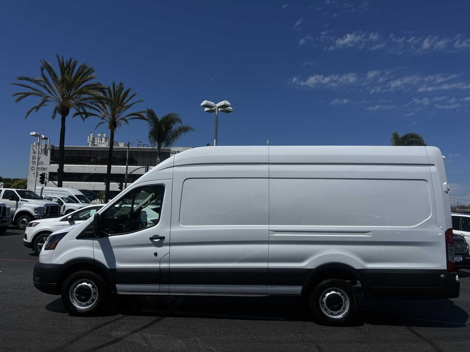 2024 Ford Transit 