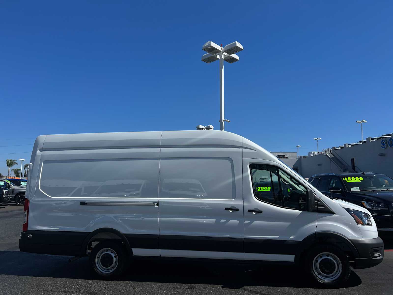 2025 Ford Transit  2025 Ford Transit