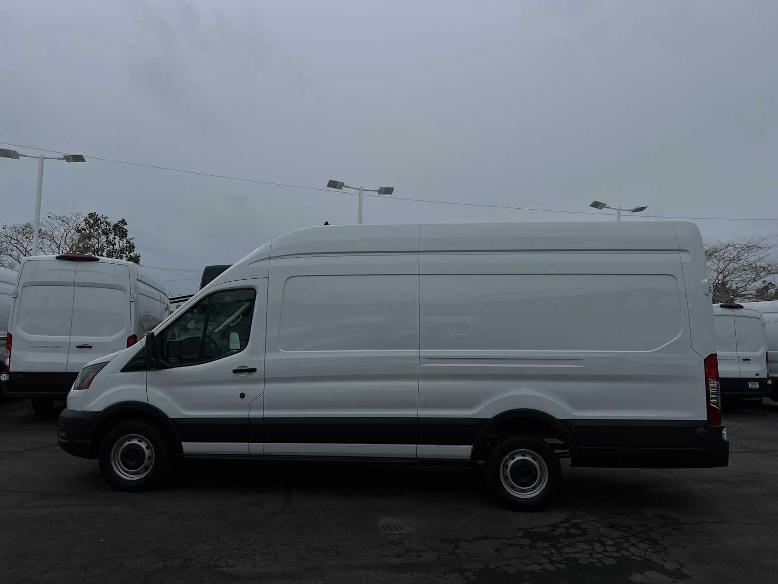 2024 Ford Transit 