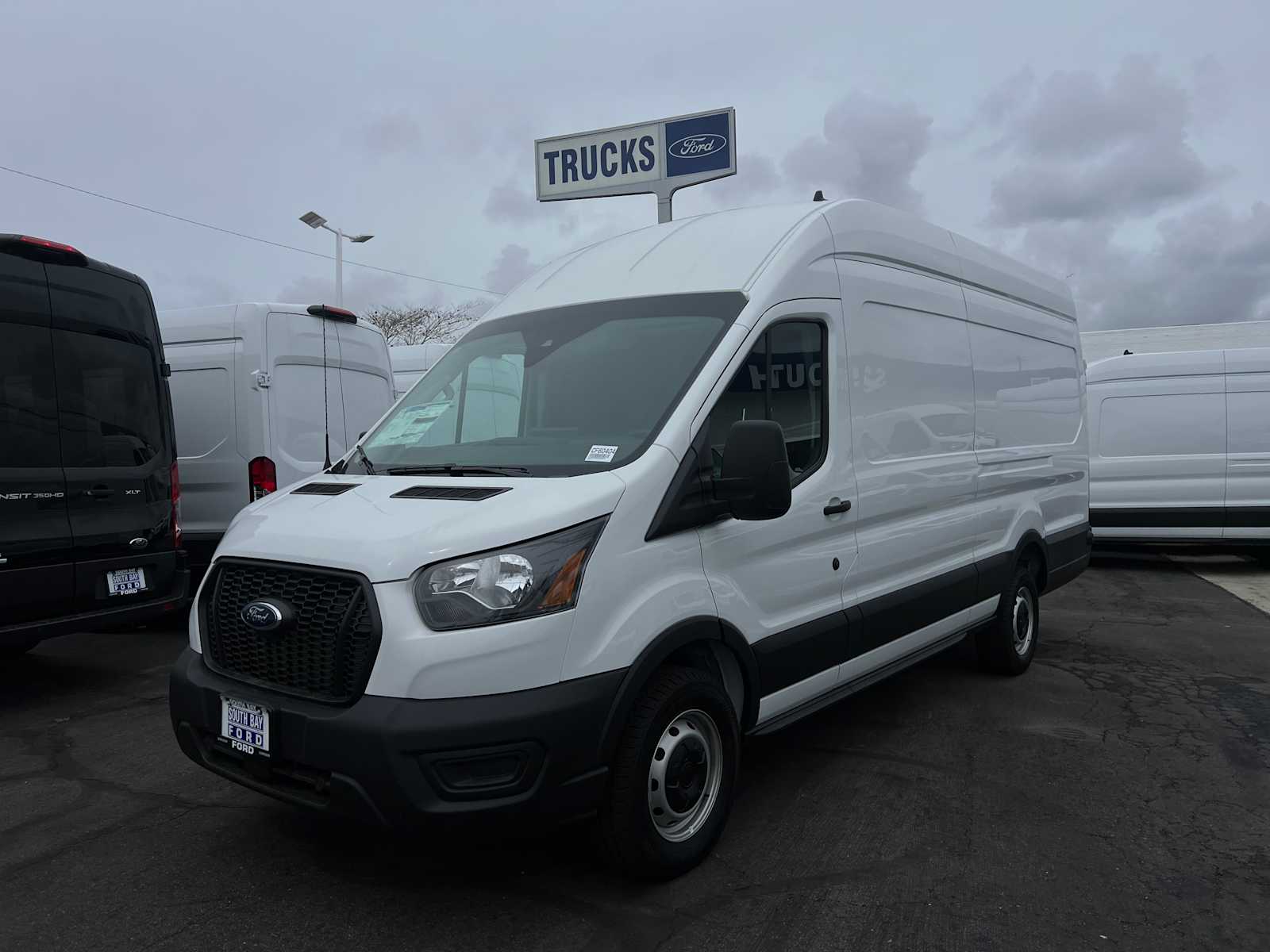 2024 Ford Transit 