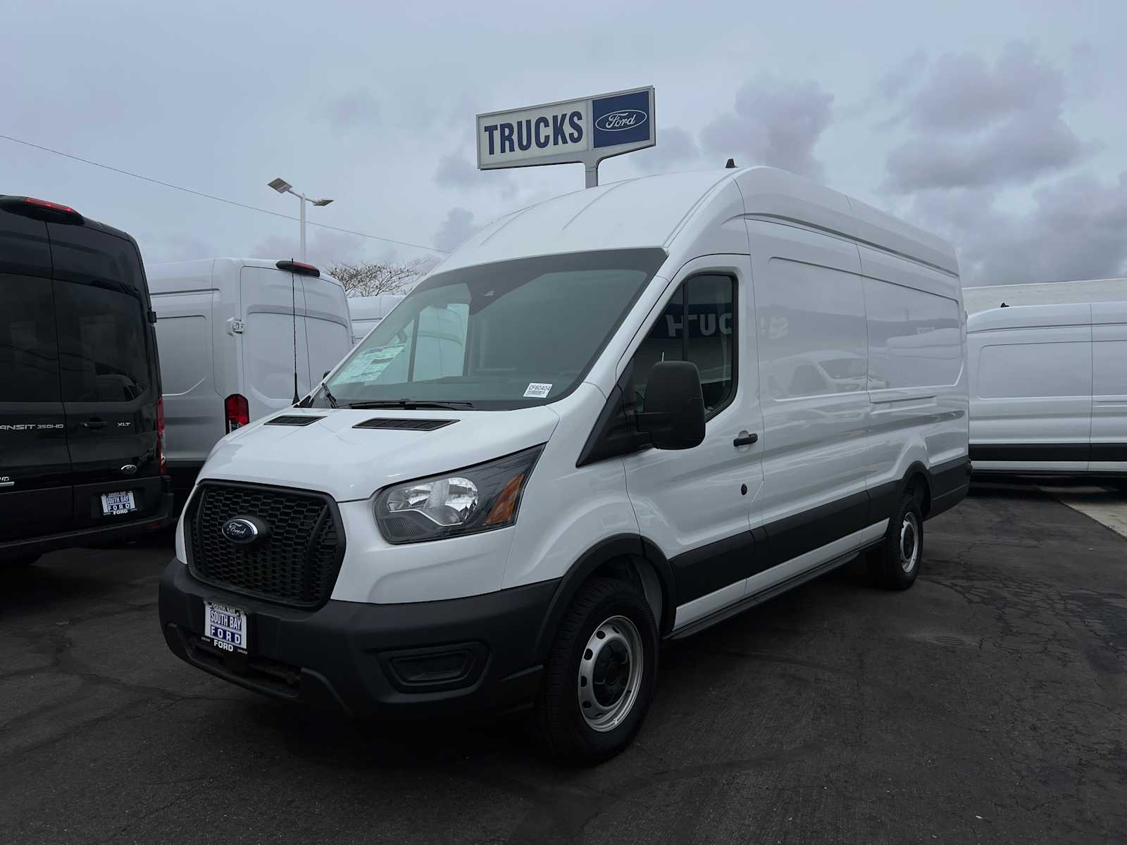 2024 Ford Transit 