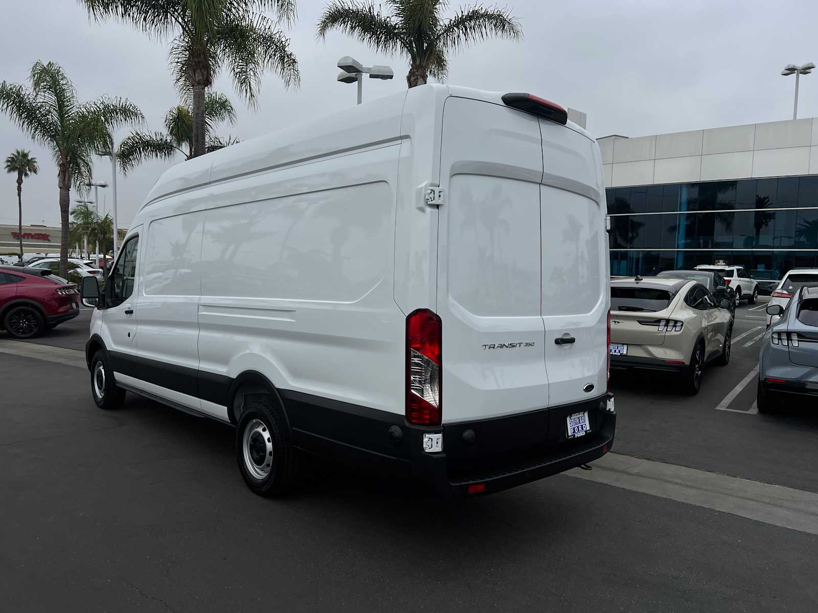 2025 Ford Transit 