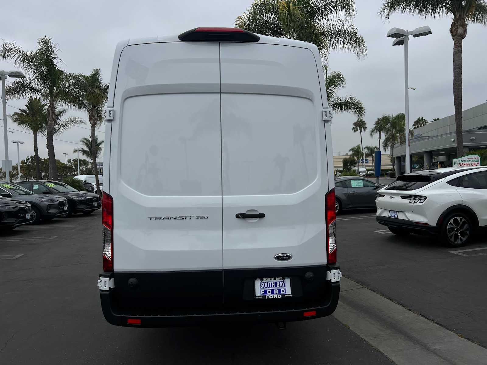2025 Ford Transit 