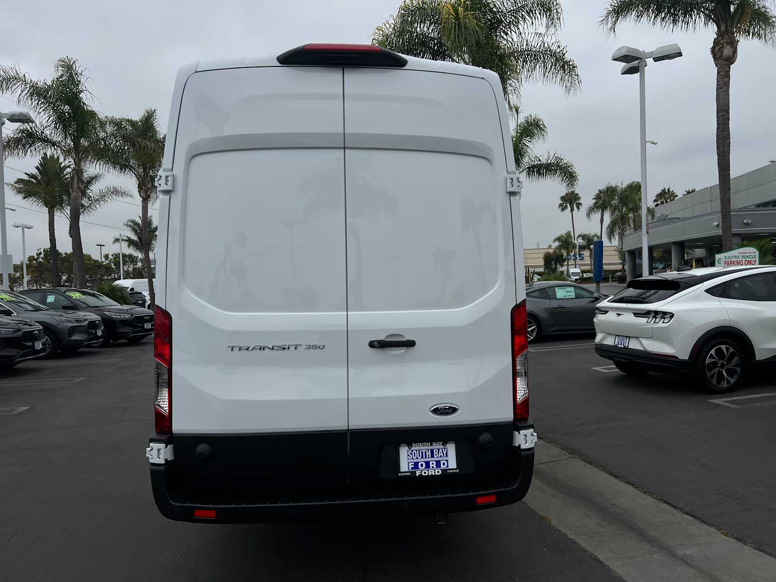 2025 Ford Transit 