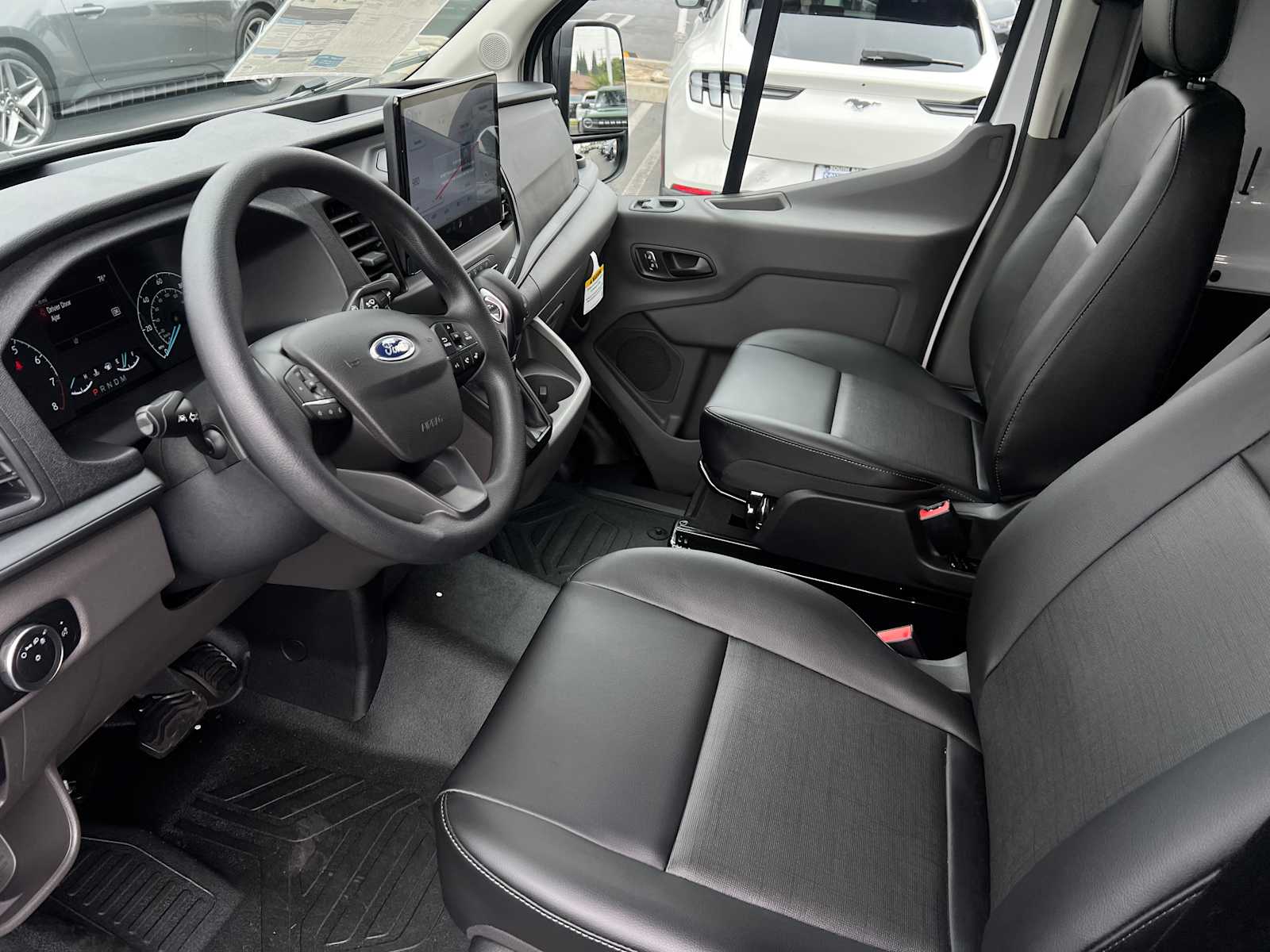 2025 Ford Transit 