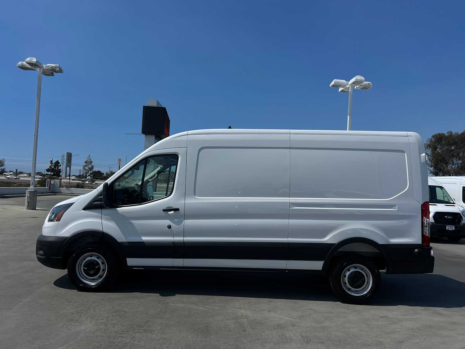 2025 Ford Transit 