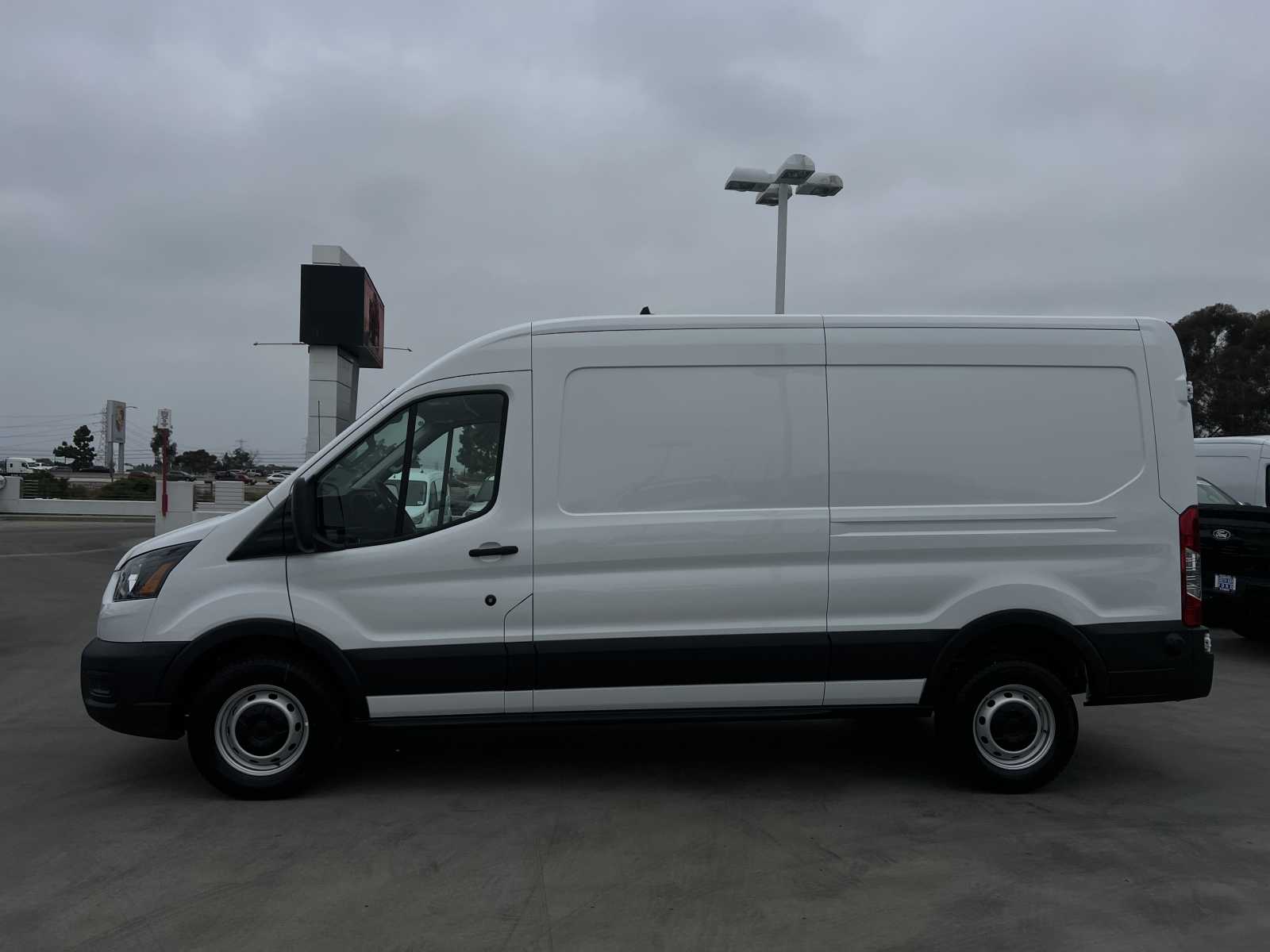 2024 Ford Transit 