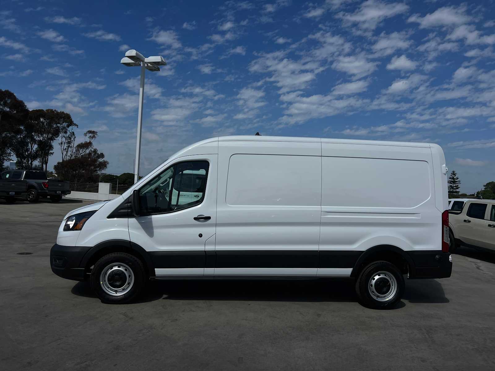 2025 Ford Transit 