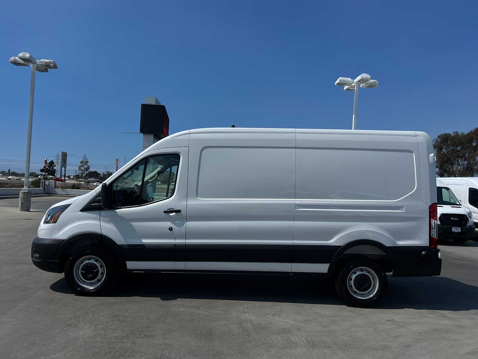 2025 Ford Transit 