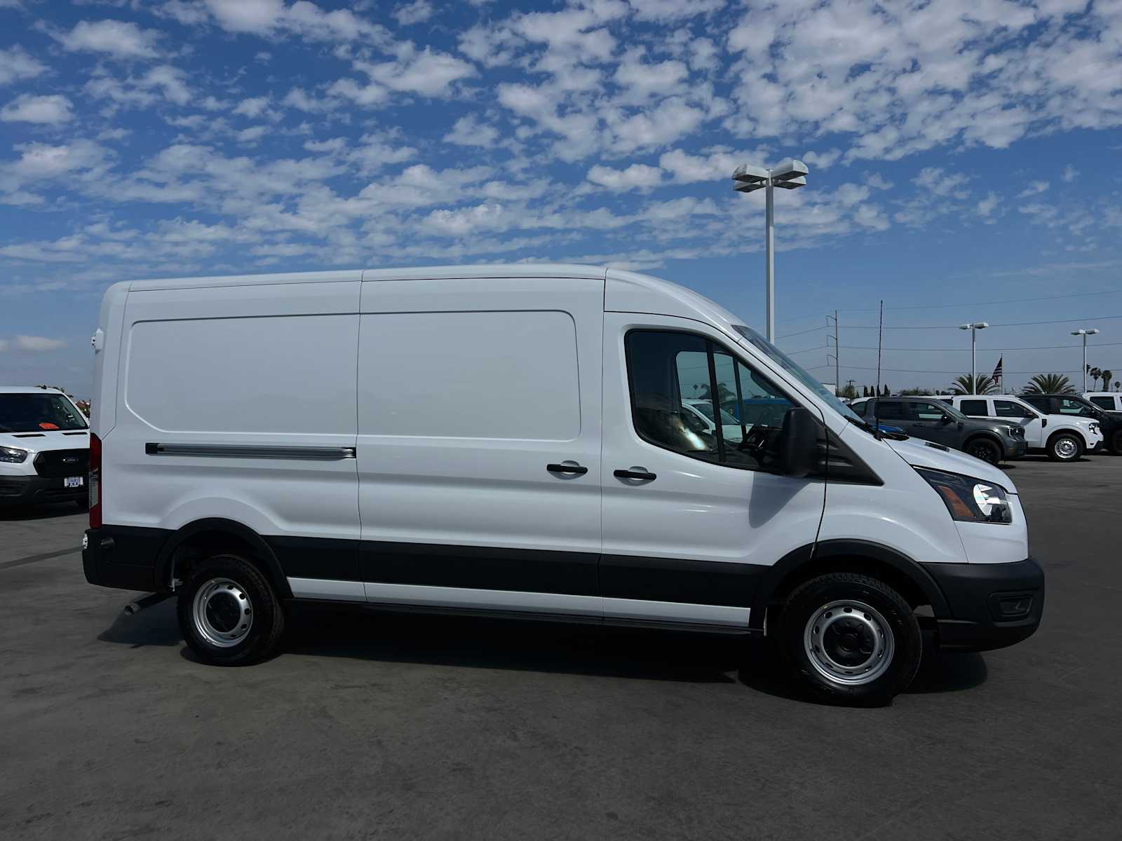 2025 Ford Transit 