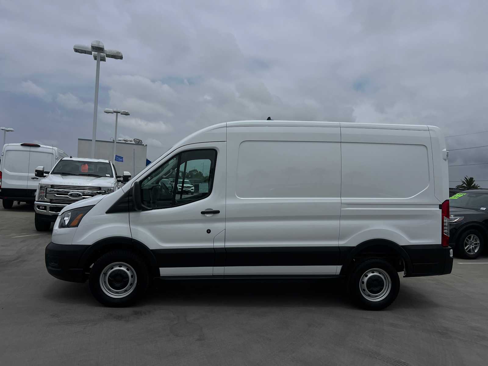 2023 Ford Transit 