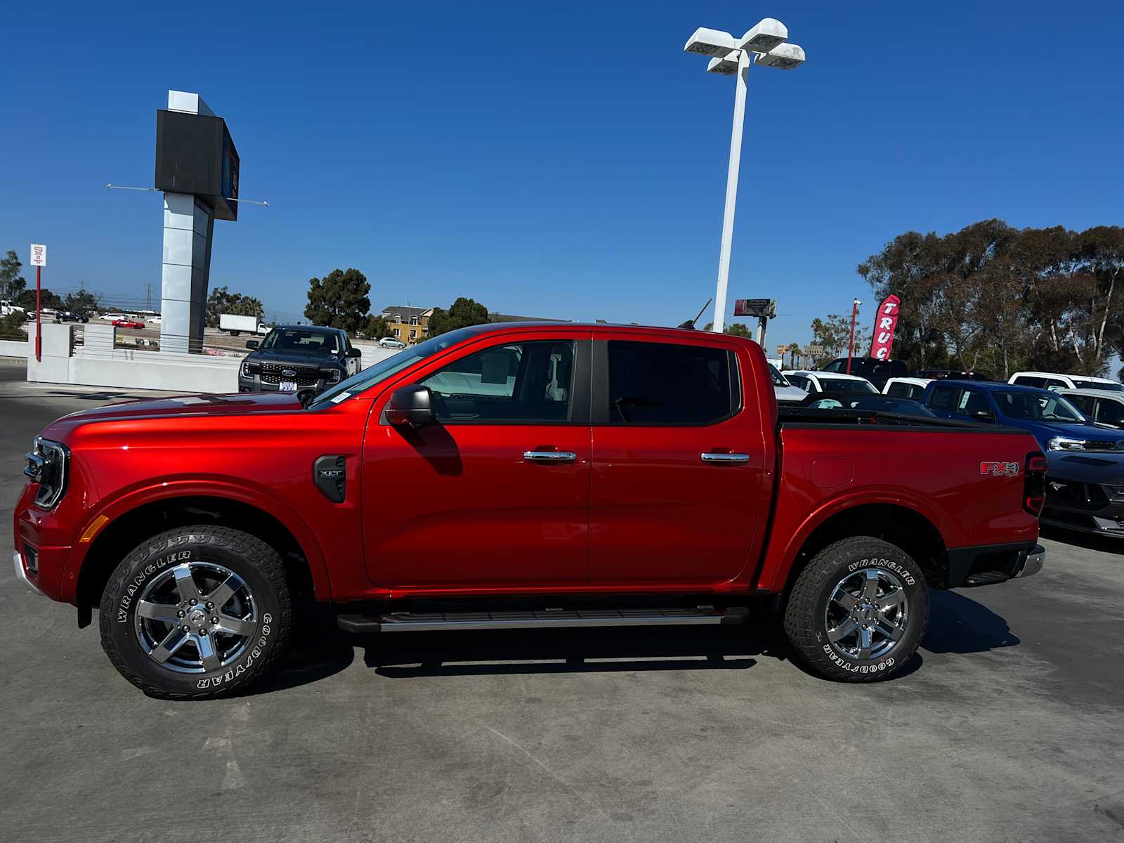 2024 Ford Ranger XLT 4WD SuperCrew 5 Box