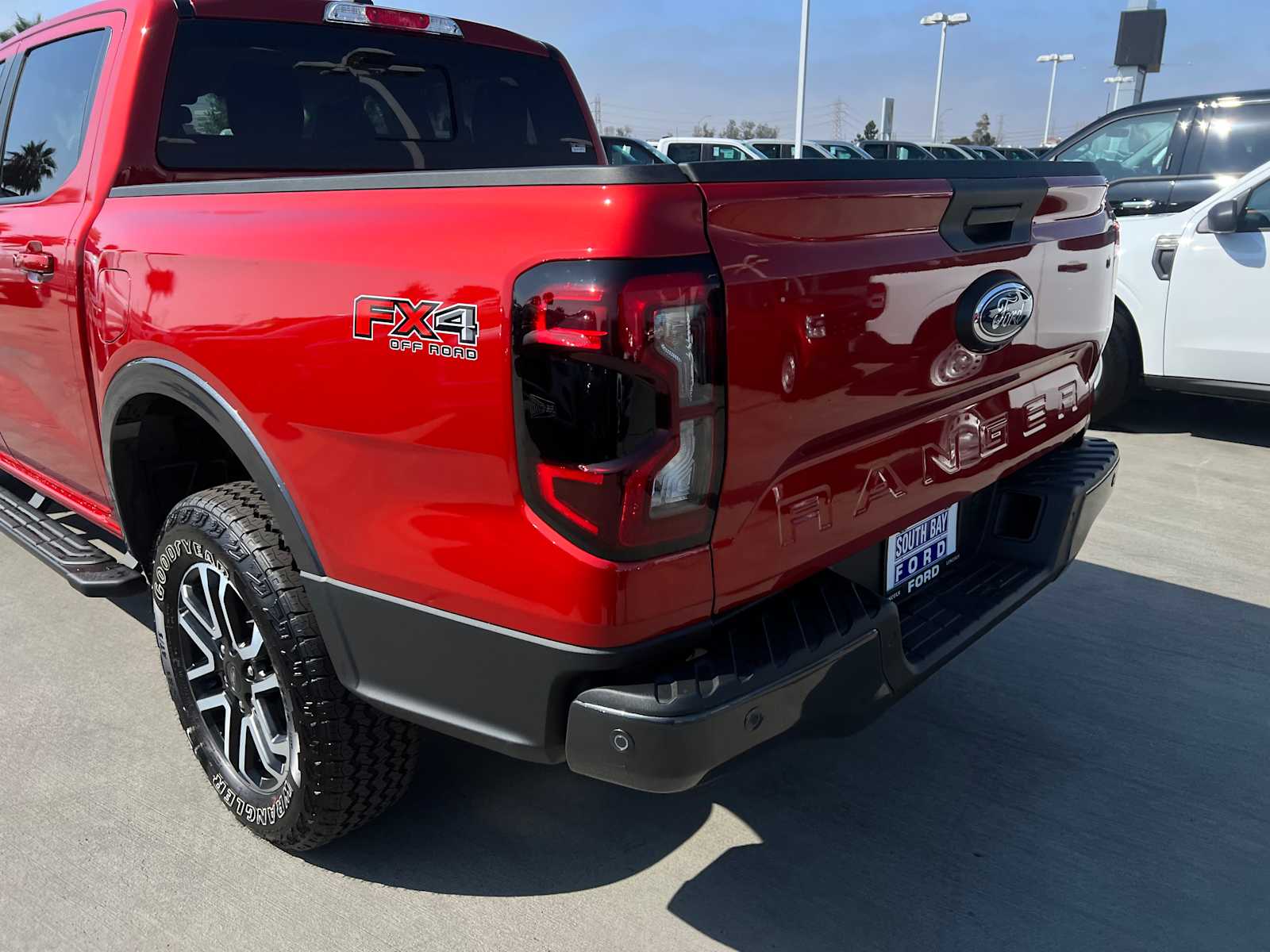 2024 Ford Ranger LARIAT 4WD SuperCrew 5 Box