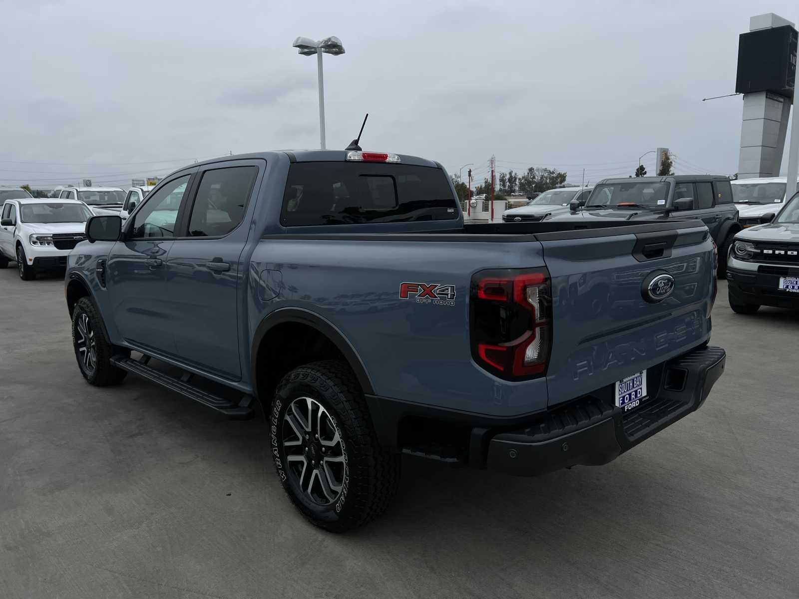 2024 Ford Ranger LARIAT 4WD SuperCrew 5 Box