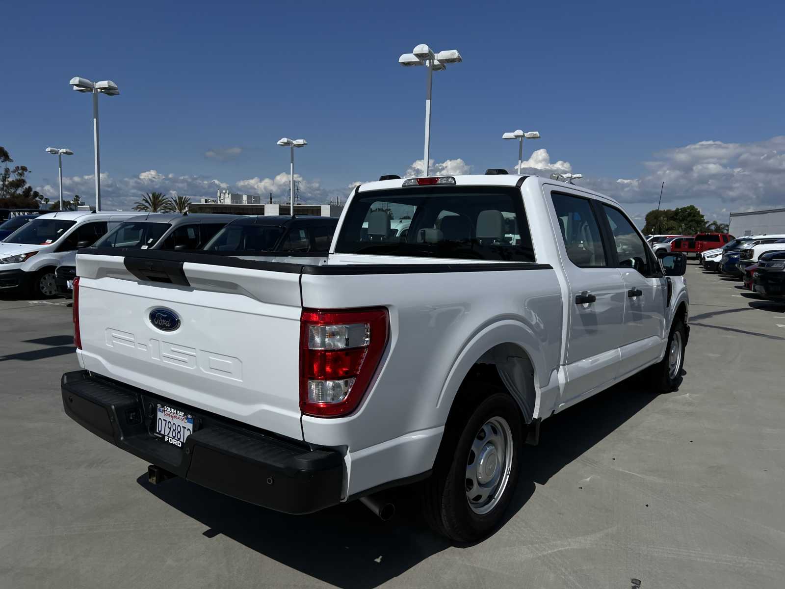 2022 Ford F-150 XL 2WD SuperCrew 5.5 Box