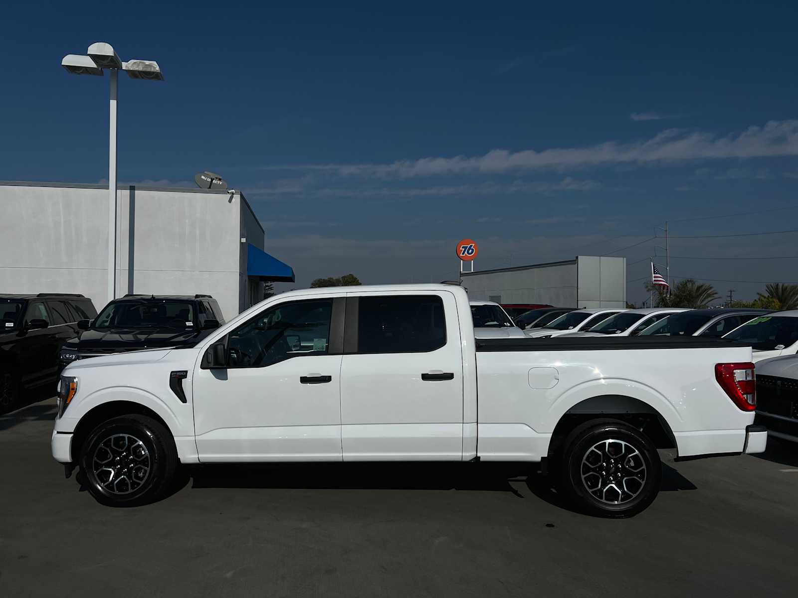 2022 Ford F-150 XL 2WD SuperCrew 6.5 Box