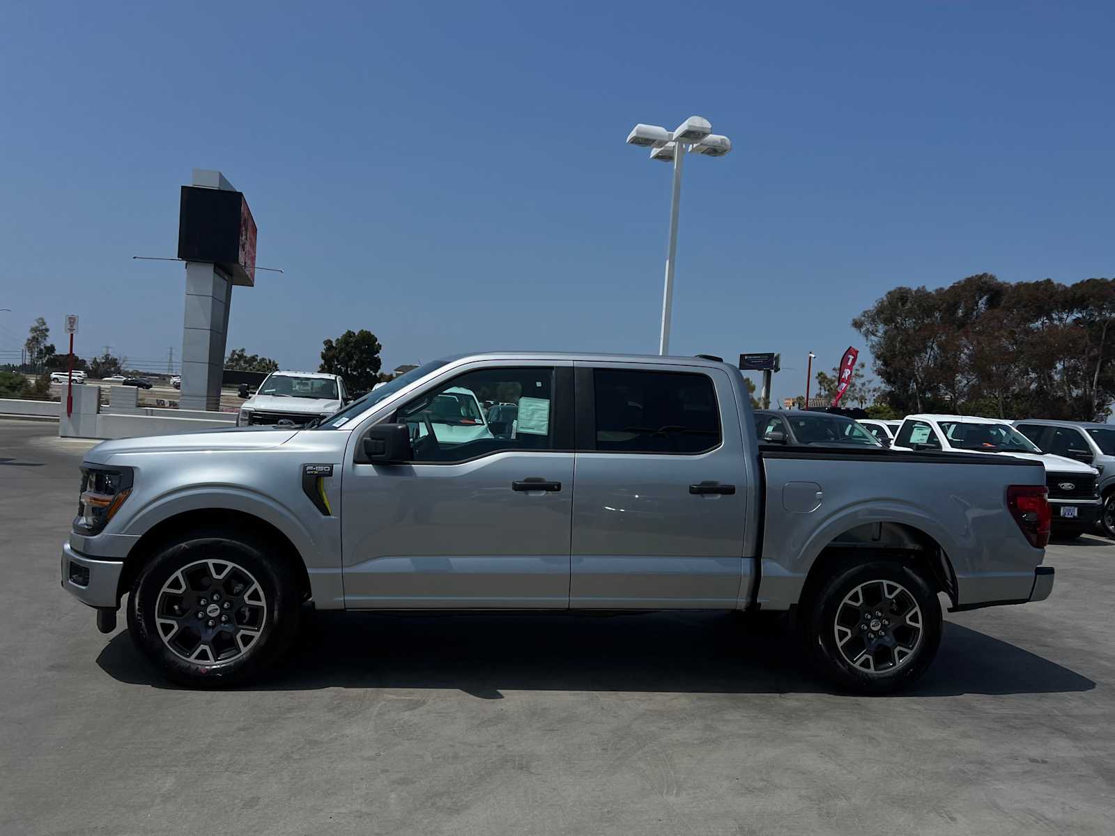 2024 Ford F-150 STX 2WD SuperCrew 5.5 Box