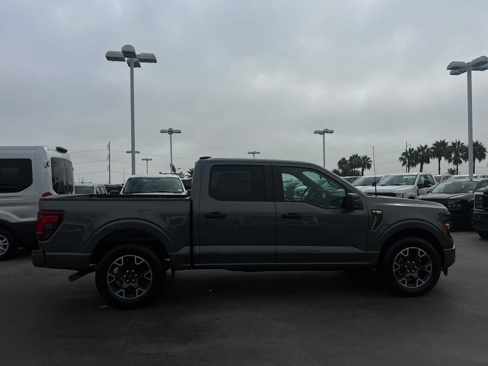 2024 Ford F-150 STX 2WD SuperCrew 5.5 Box