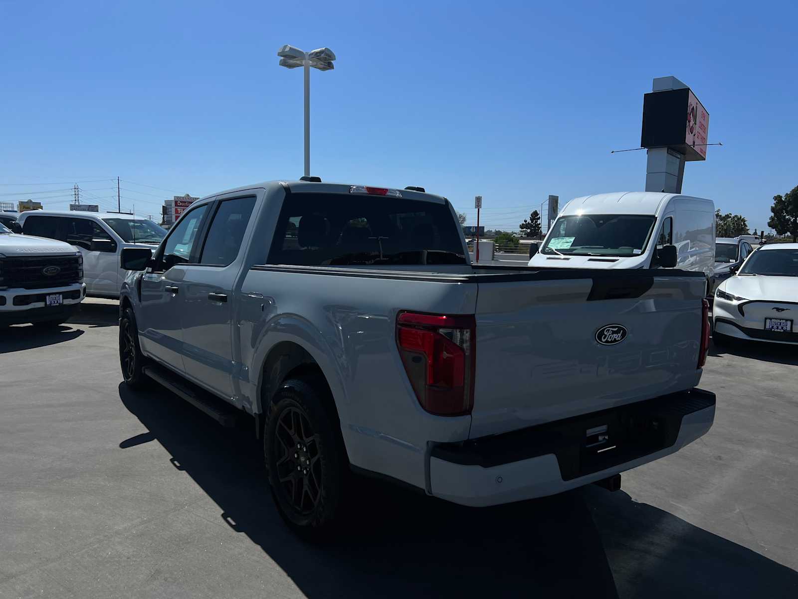 2024 Ford F-150 STX 2WD SuperCrew 5.5 Box