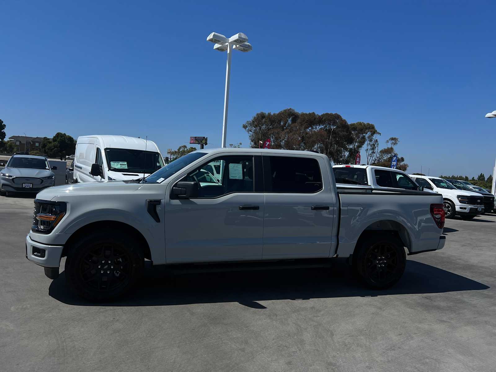 2024 Ford F-150 STX 2WD SuperCrew 5.5 Box